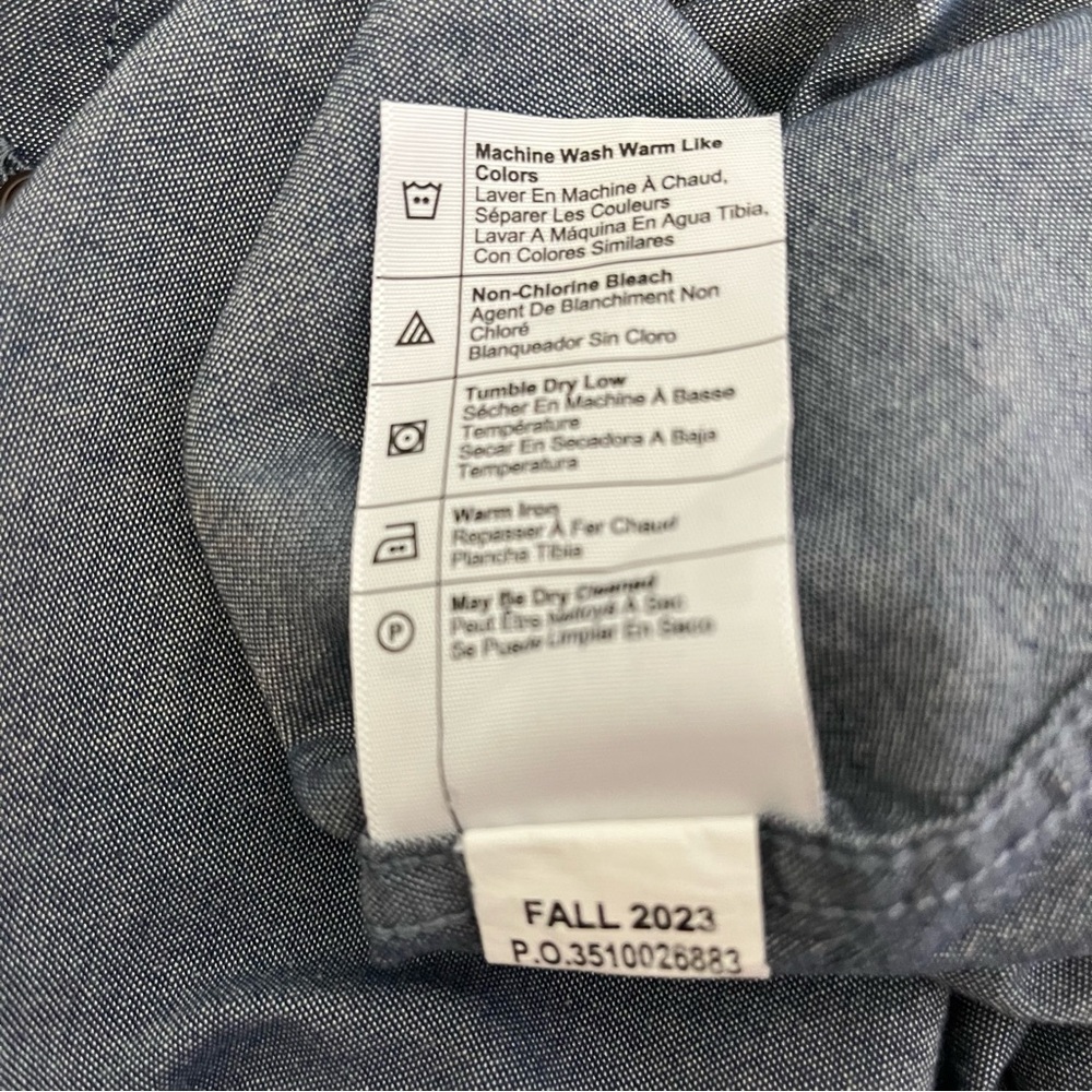 Carhartt Blue Chambray Button-Up Shirt in Denim Blue Color Men’s 3XL Loose Fit - Picture 8 of 8